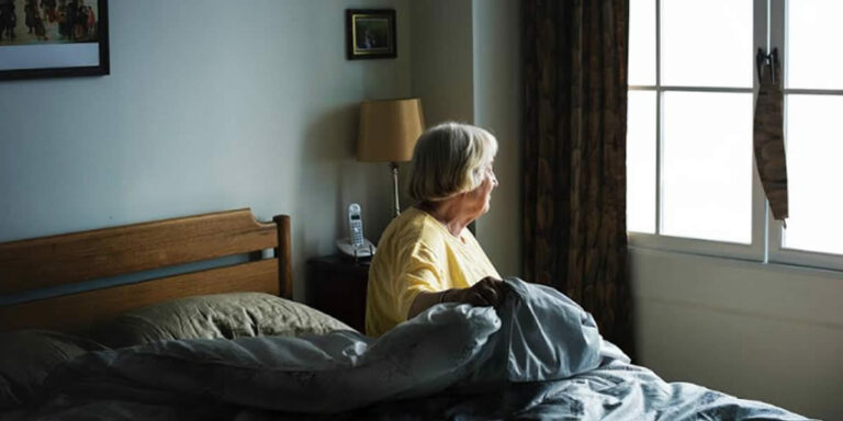 The Link Between Sleep and Weight Loss for Women Over 40